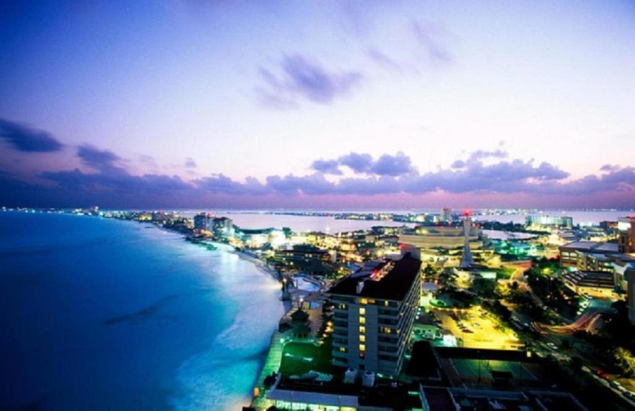 Cozy Ocean Front Penthouse At Marlin Beach Apartment Cancun Exterior photo